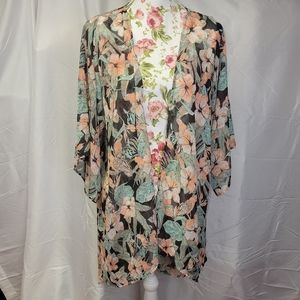 Mudd tropical print floral kimono